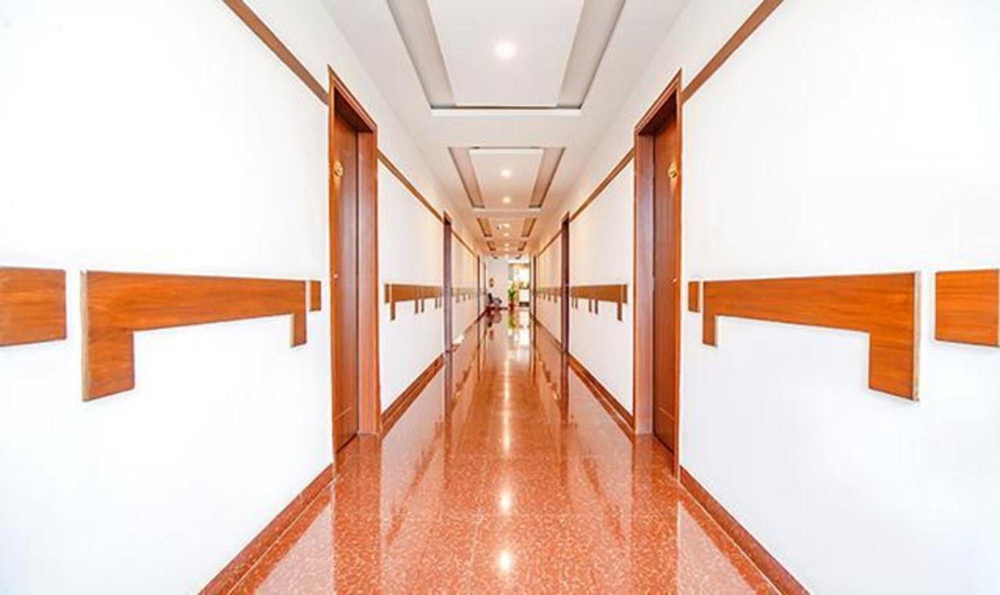 Fabhotel Emirates Suites - Sarjapur Road Bengalúr Exteriér fotografie