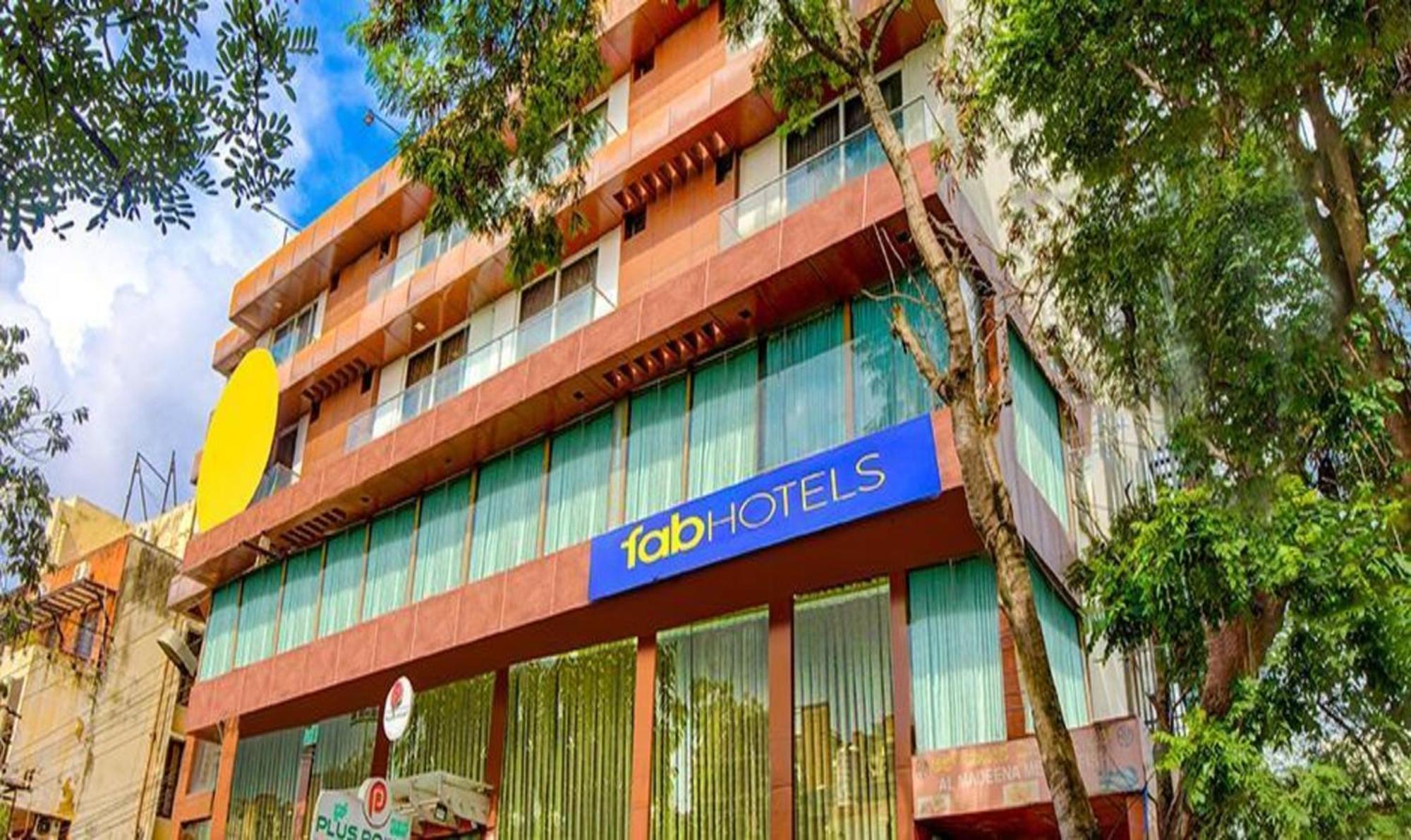 Fabhotel Emirates Suites - Sarjapur Road Bengalúr Exteriér fotografie